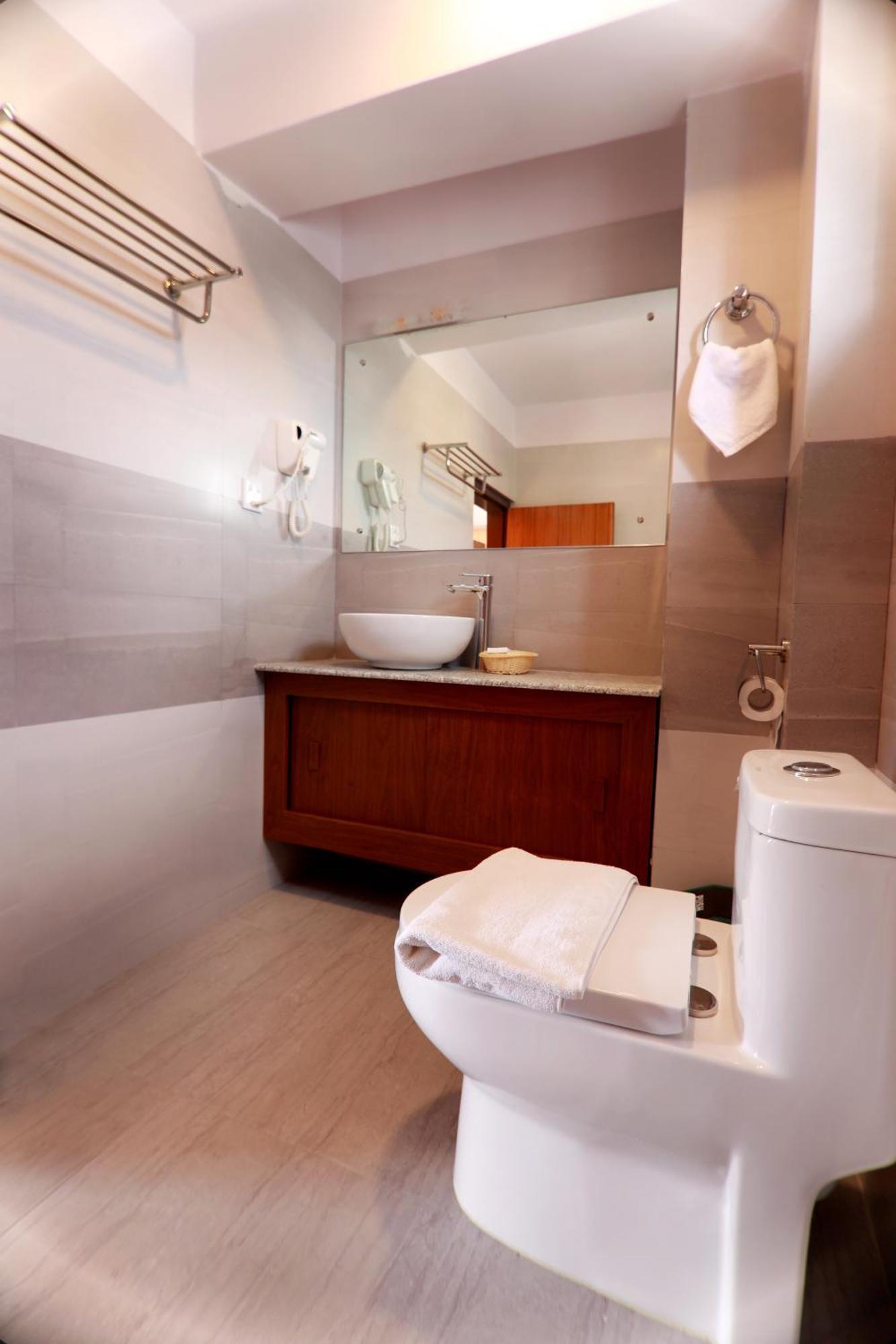 Eco Tree Hotel 3*
